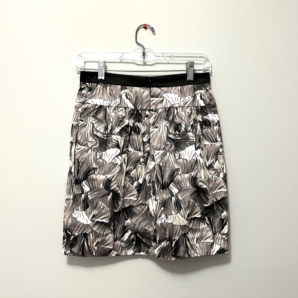 🎉RARE🎉BCBGMaxAzrka silk highwaist silver print bubble skirt with side pockets - Picture 14 of 14